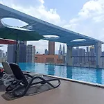 D\'Majestic Place