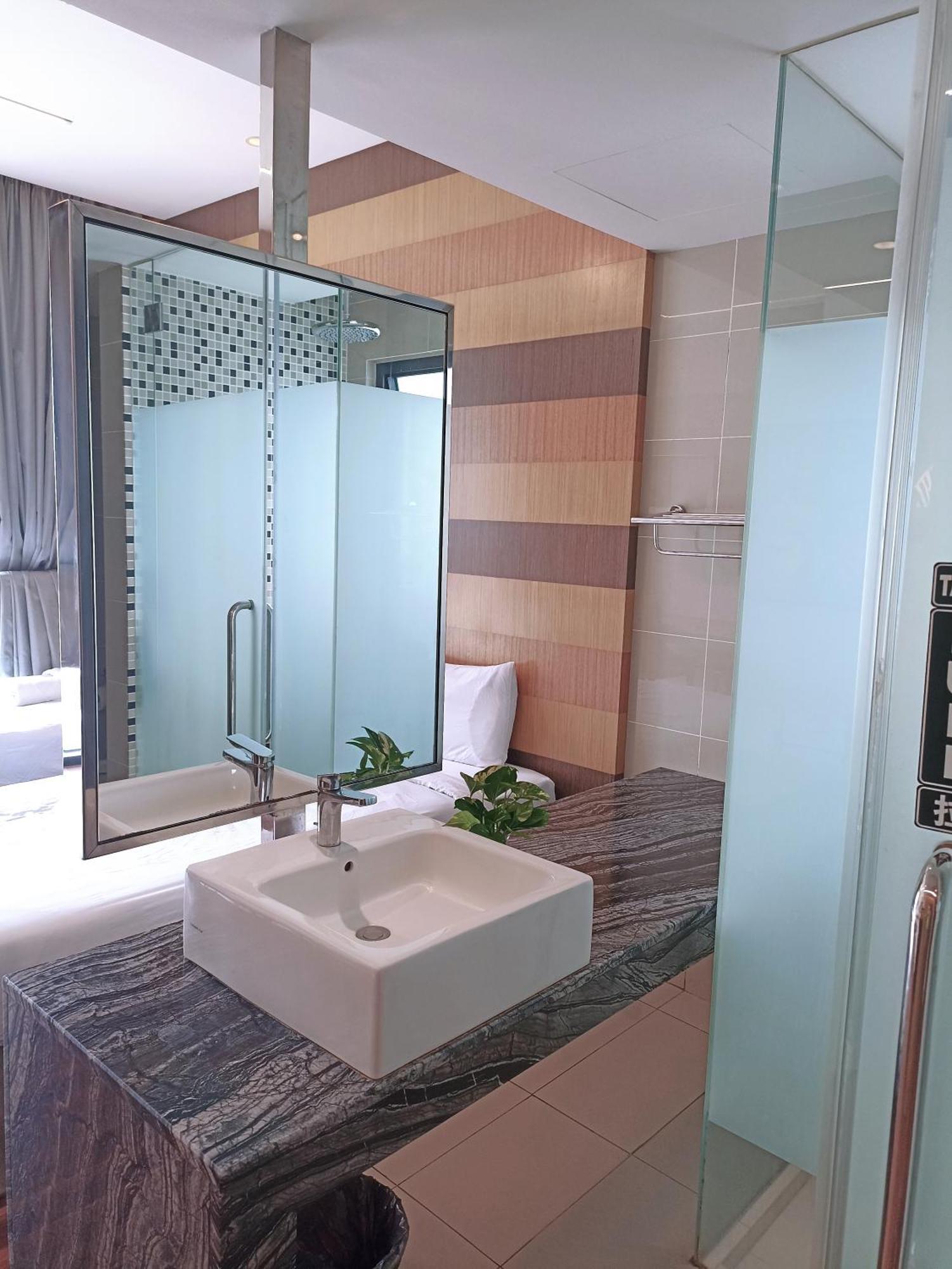 Aparthotel D'majestic Place *