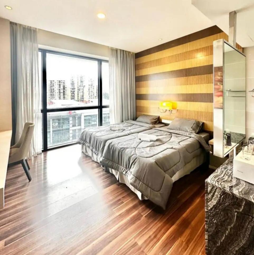 Aparthotel D'majestic Place